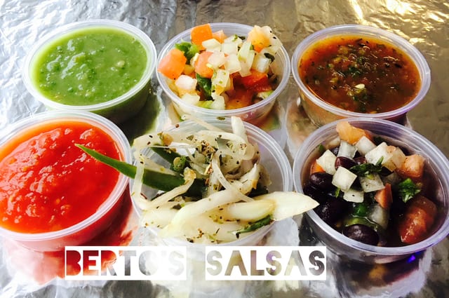 1 Lb (16oz) Salsa / 4 Small Chips.