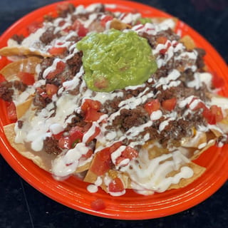 FAJITA CHICKEN NACHOS