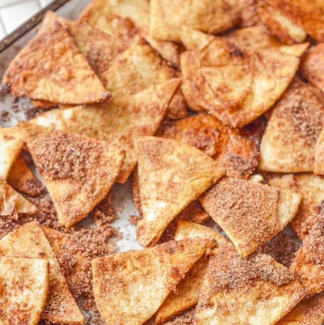 CINNAMON CHIPS MEDIUM LARGE (20-30 servings).