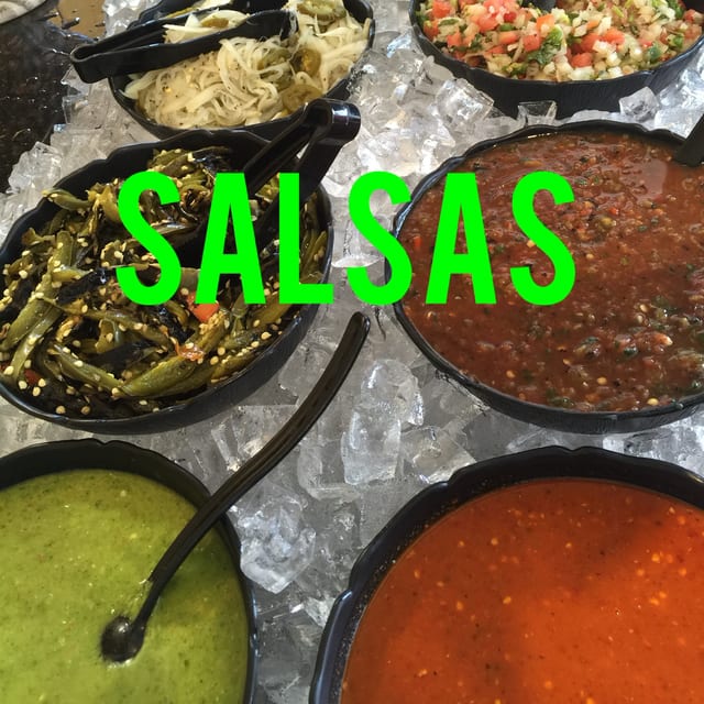 2 Lbs (32oz) Salsa/ 8 Small Chips.