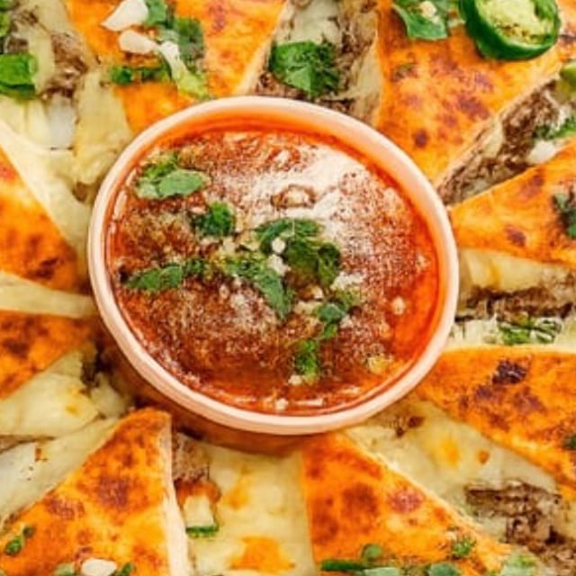 16oz CONSOME BIRRIA SAUCE.